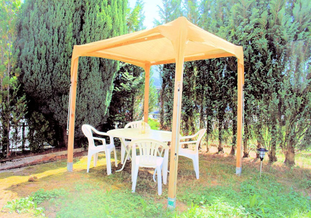 Barlis - Charming Place In A Typical Village House Alpnach Dış mekan fotoğraf